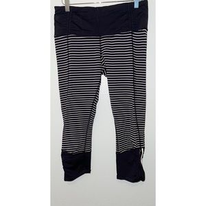 Lululemon Black and White Crop Leggings size 8